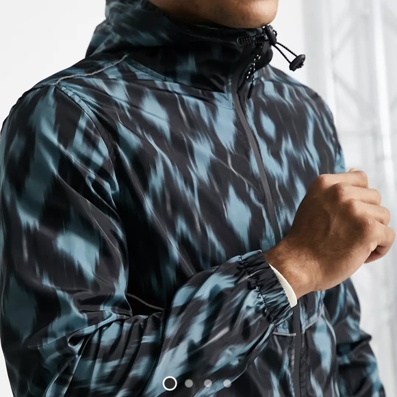 Bolongaro Trevor Sport Nikiski Jacket - Picture 3 of 4